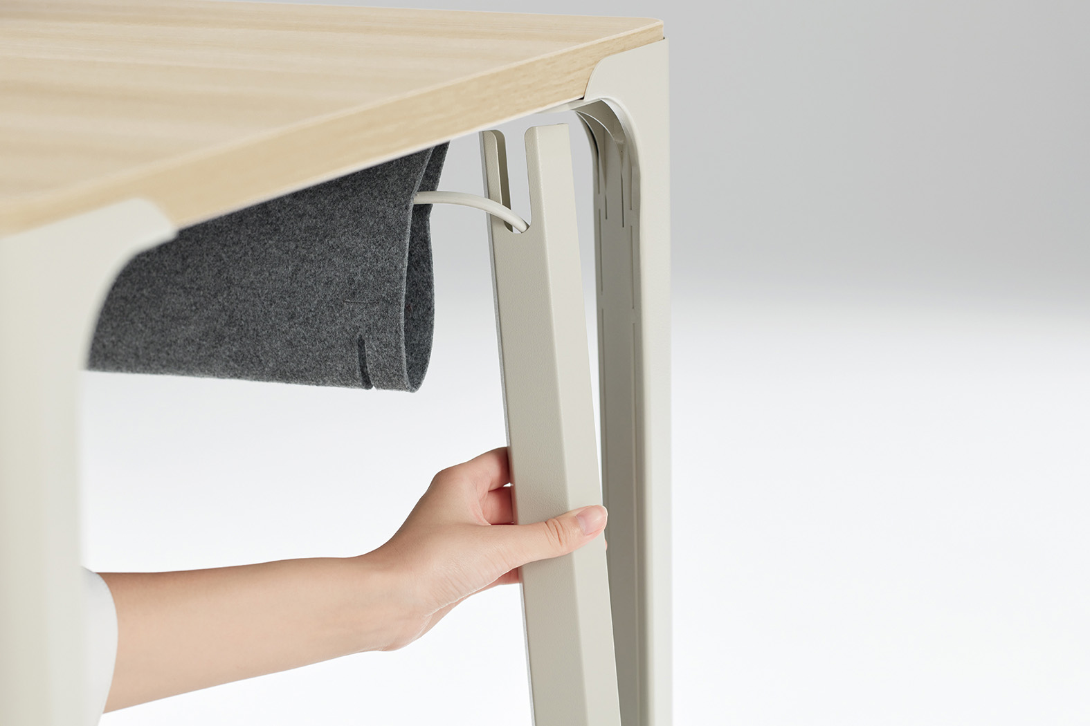 パラベルデスク | 脚カバー